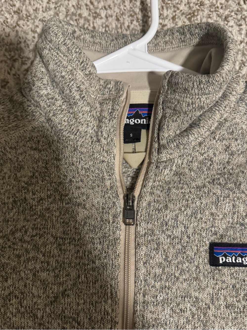 Patagonia Women’s Quarter-Zip Fleece Pullover - Picture 4 of 5